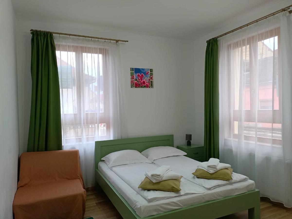 Casa Geppetto Hotel Sibiu Eksteriør billede